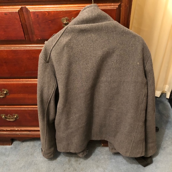 Coat - Picture 2 of 4